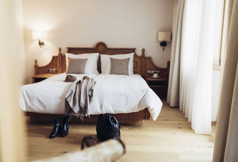 هتل Habicher Hof 4 Sterne Superior