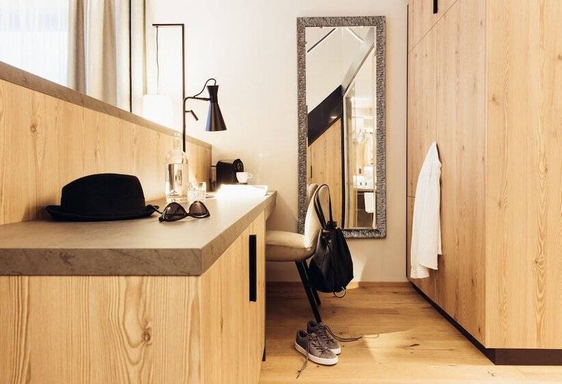 هتل Habicher Hof 4 Sterne Superior