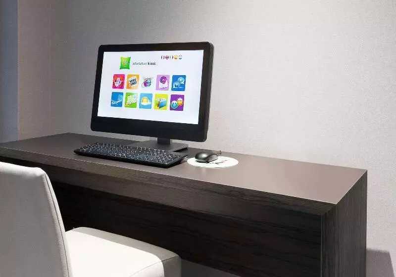 Ibis Styles Hotel Brussels Centre Stéphanie