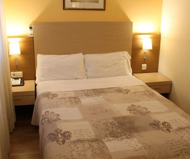 هتل Mirador Puerta Del Sol