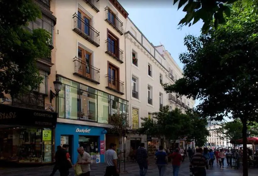 هتل Mirador Puerta Del Sol