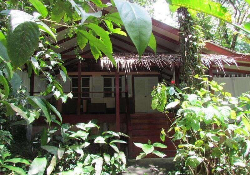 هتل Namuwoki Lodge
