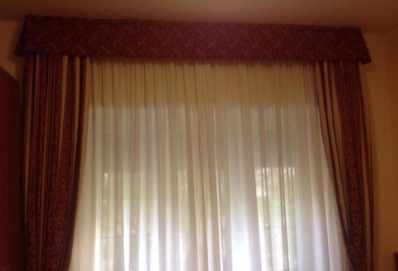 فندق Residenza Fermi