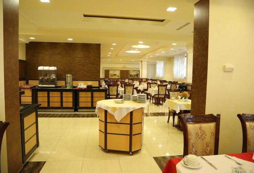 Royal Plaza By Stellar Hotels, Yerevan