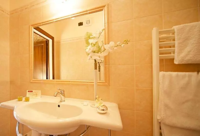 Kır Oteli Agriturismo Il Felciaione