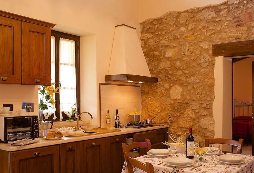 فندق ريفى Agriturismo Il Felciaione