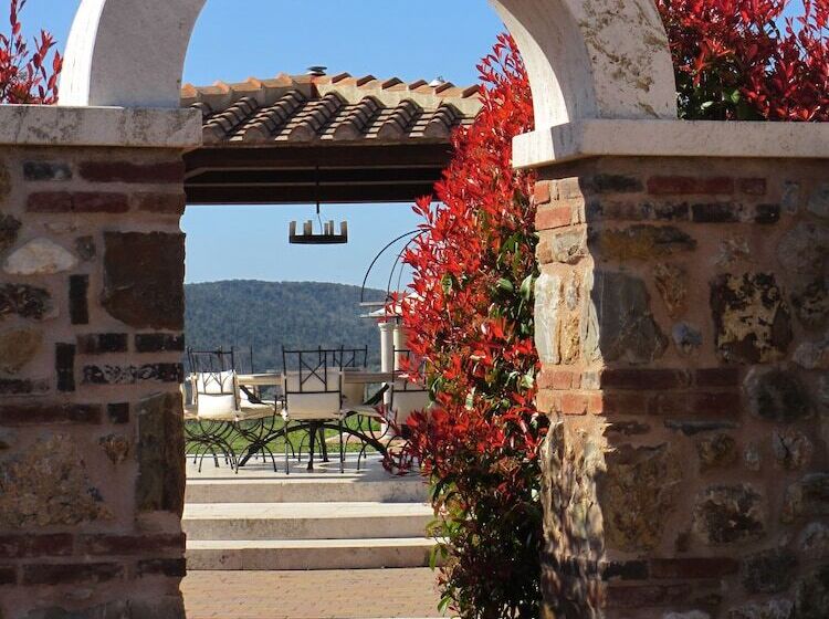 فندق ريفى Agriturismo Il Felciaione