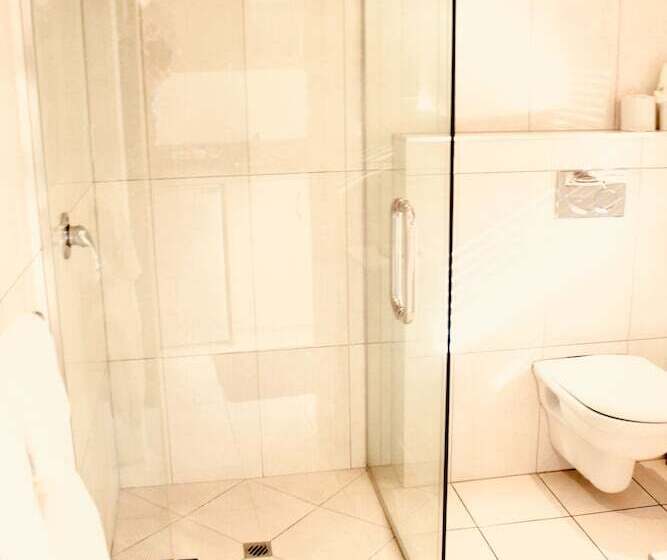 فندق The Nautilus