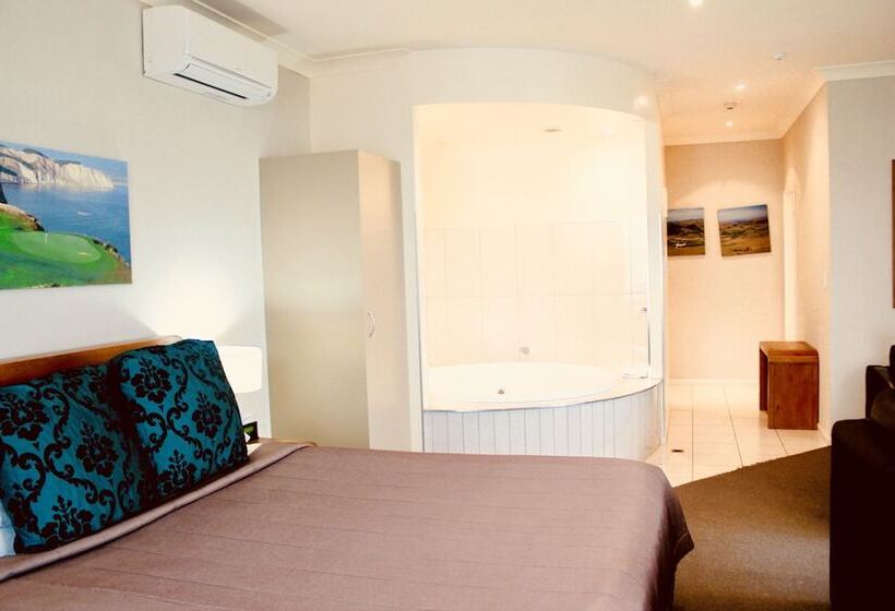 فندق The Nautilus