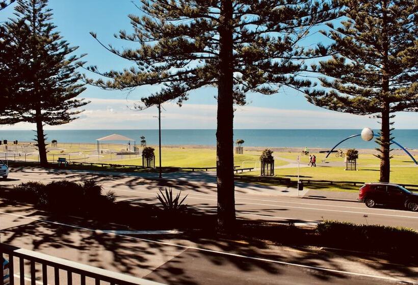 فندق The Nautilus