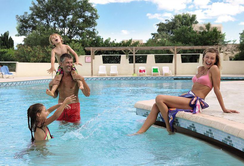 اقامتگاه Belambra Club Les Lauriers Roses