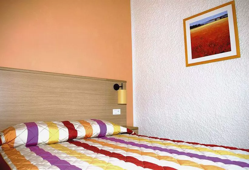 اقامتگاه Belambra Club Les Lauriers Roses