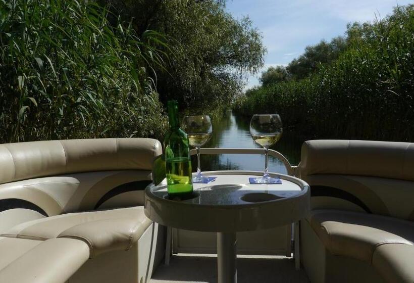 Bed and Breakfast Cherhana Resort