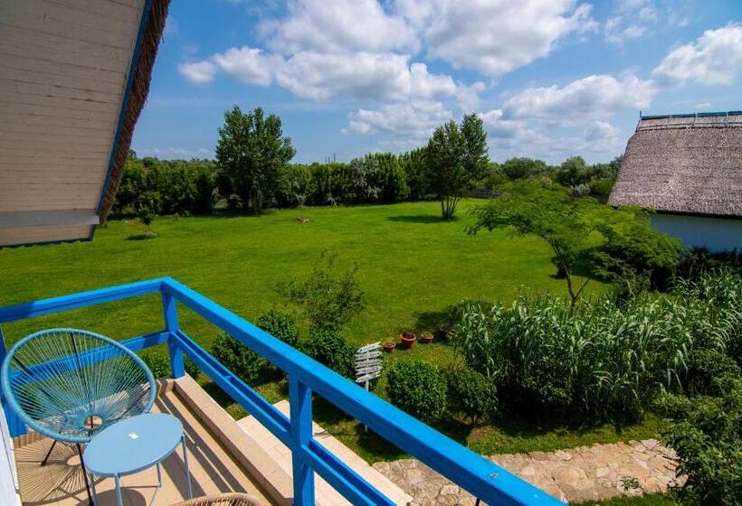 Bed and Breakfast Cherhana Resort