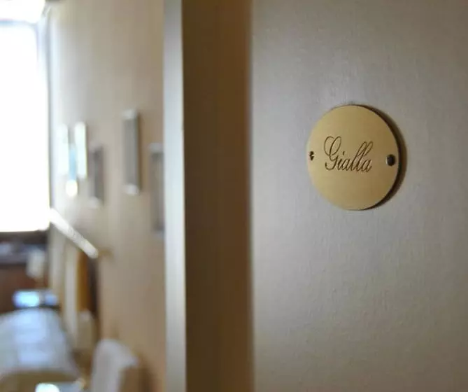 تختخواب و صبحانه A Teatro