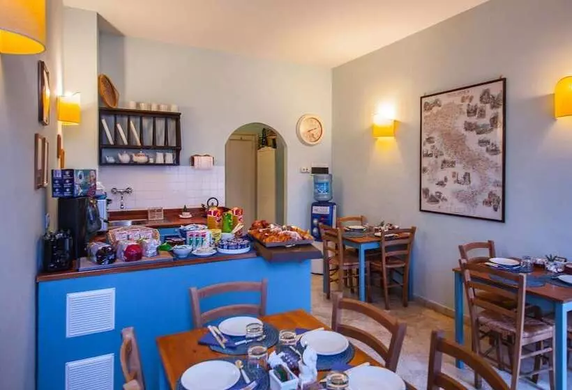 تختخواب و صبحانه A Teatro