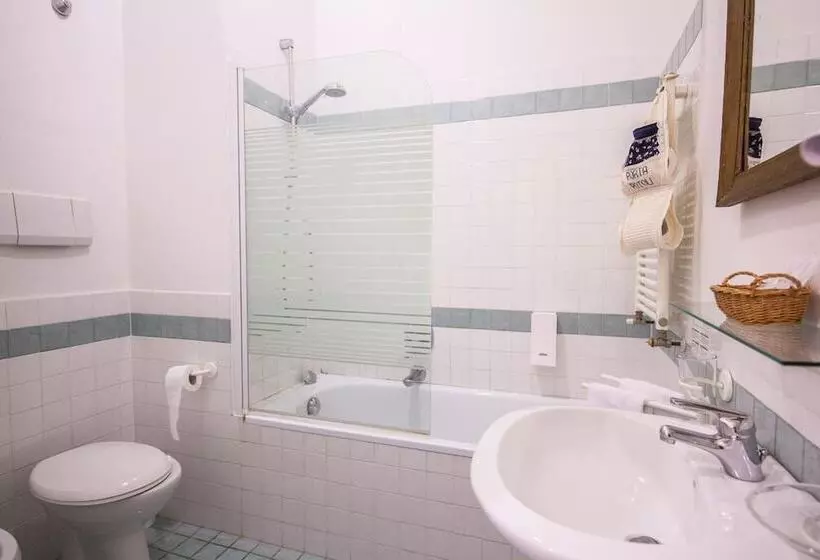 تختخواب و صبحانه A Teatro