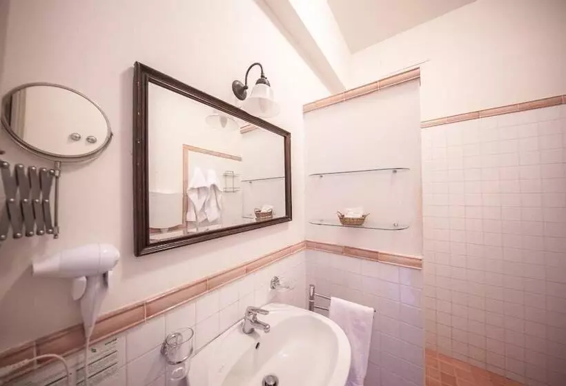 تختخواب و صبحانه A Teatro