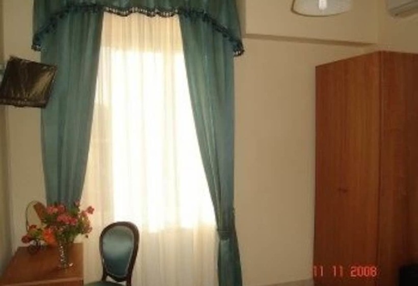 تختخواب و صبحانه La Dolce Vita Romana