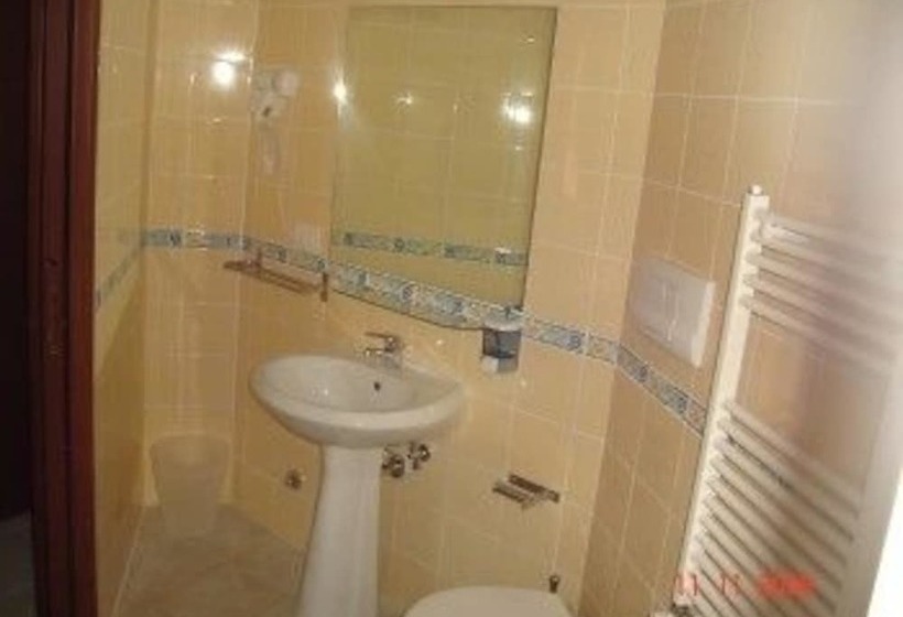 تختخواب و صبحانه La Dolce Vita Romana