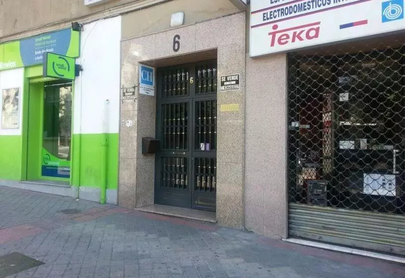 مسافرخانه Casa De Huéspedes Cuenca