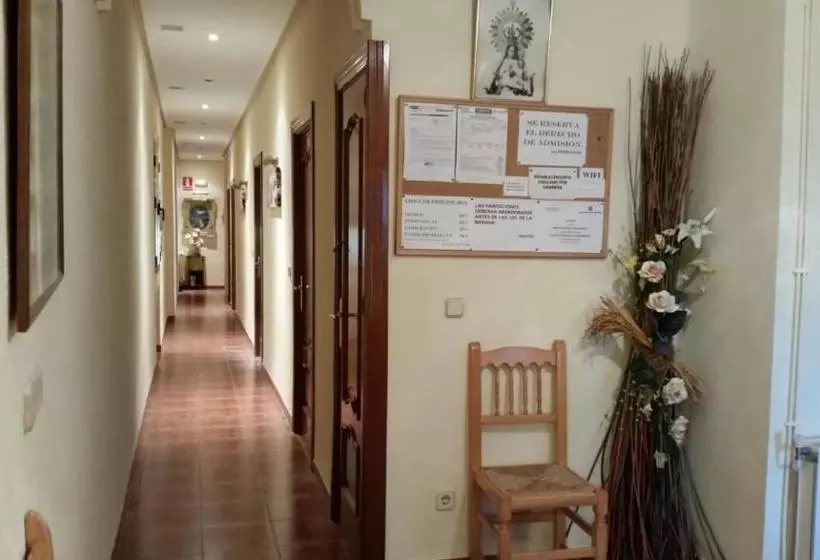 مسافرخانه Casa De Huéspedes Cuenca