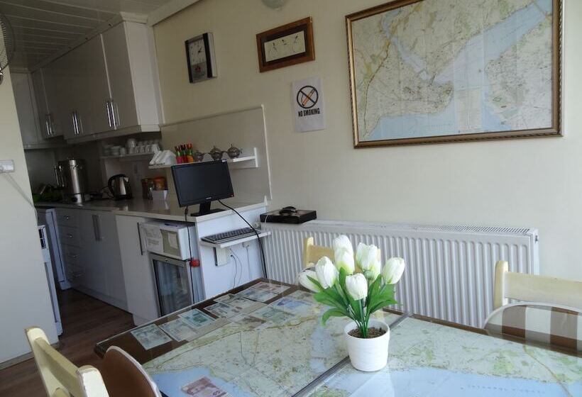 簡易ホテル Tulip Guesthouse