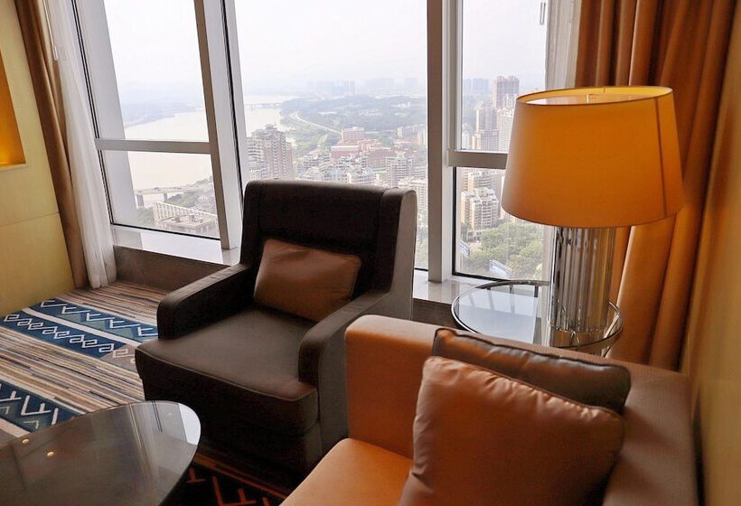 فندق Renaissance Huizhou