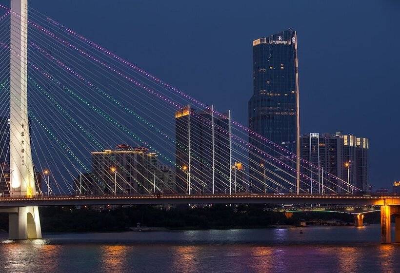 فندق Renaissance Huizhou