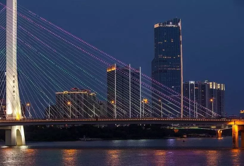 فندق Renaissance Huizhou