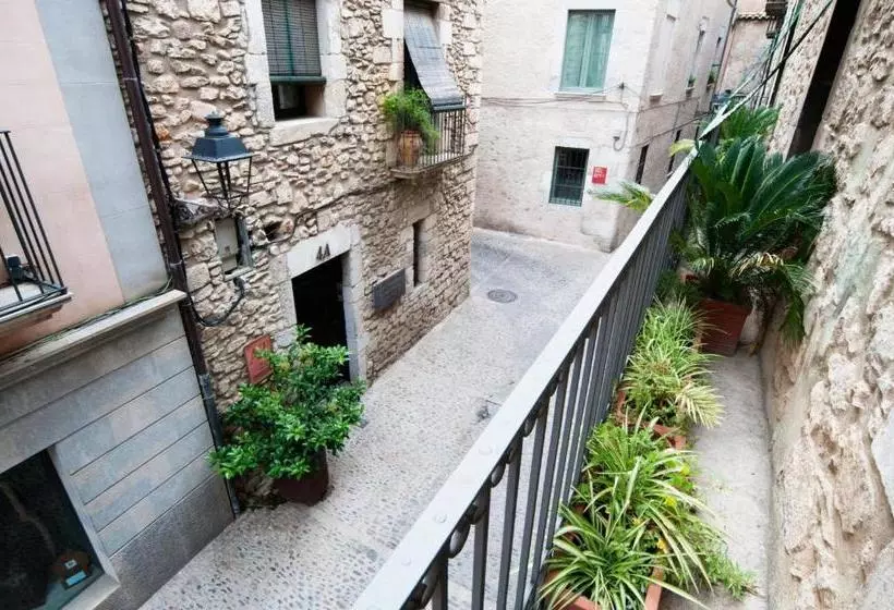 بنسيون Pensió Bellmirall