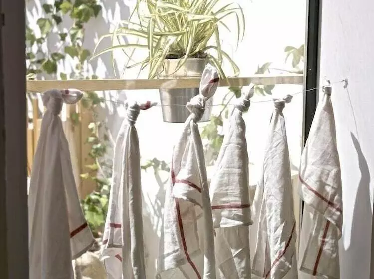 هاستل The Hat Madrid