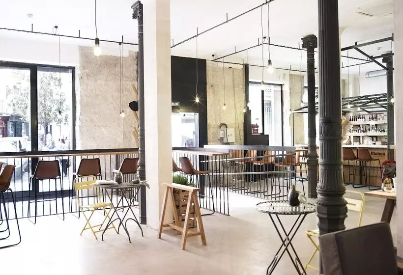 هاستل The Hat Madrid