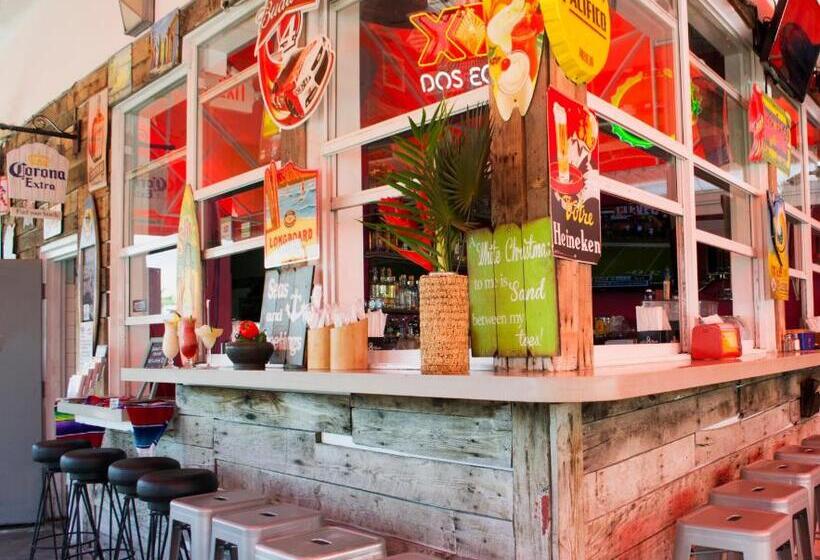 فندق صغير Hollywood Beach Suites And