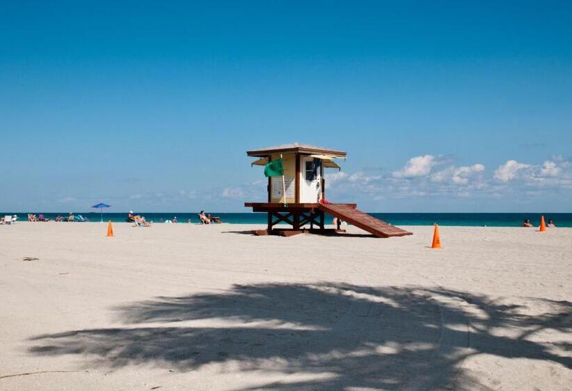 فندق صغير Hollywood Beach Suites And