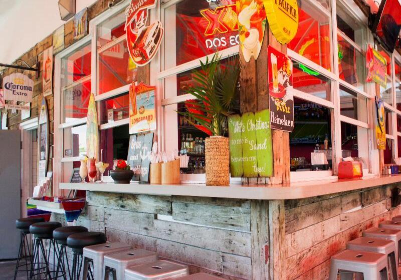 فندق صغير Hollywood Beach Suites And