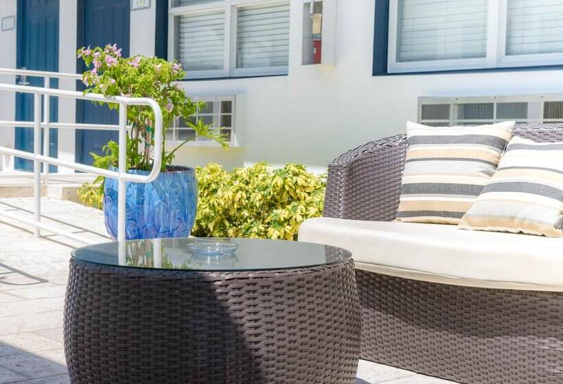 فندق صغير Hollywood Beach Suites And