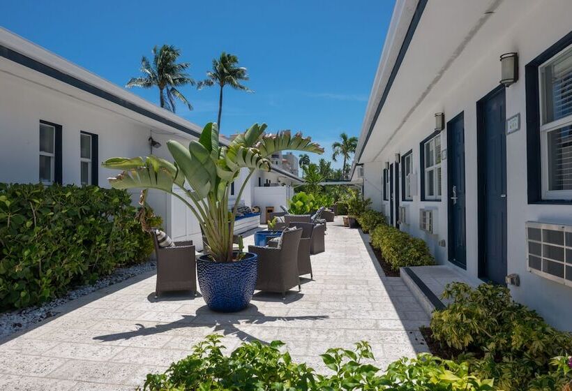 فندق صغير Hollywood Beach Suites And