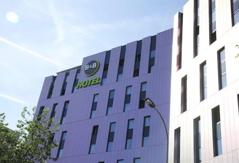 B&b Hotel Paris Porte Des Lilas