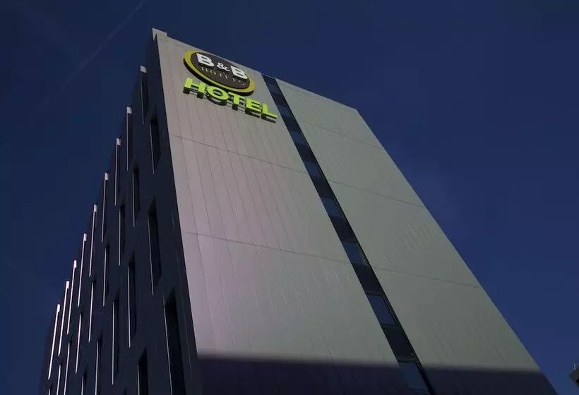 B&b Hotel Paris Porte Des Lilas