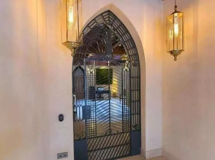 Hostelli Boutique Puerta Real