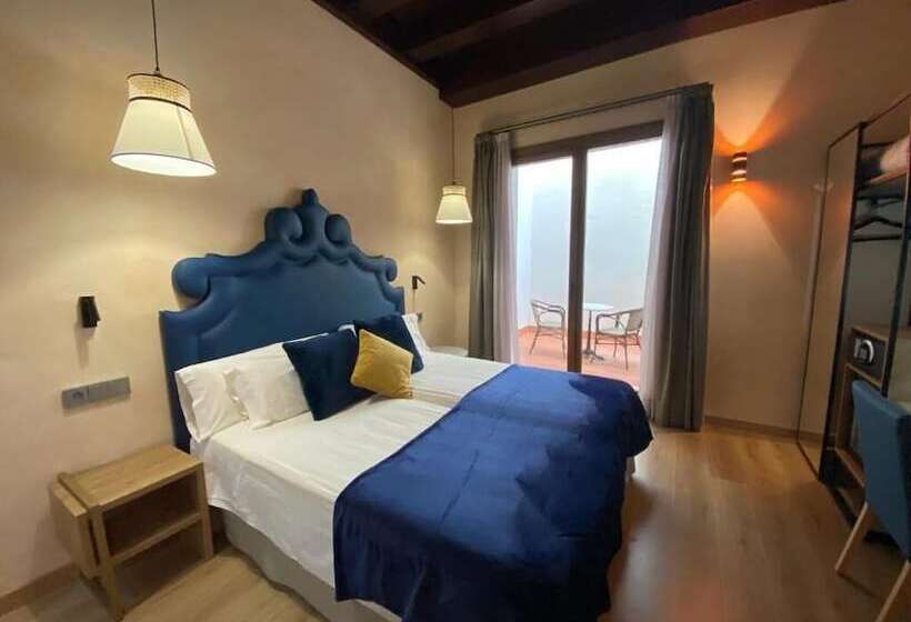 مسافرخانه Boutique Puerta Real