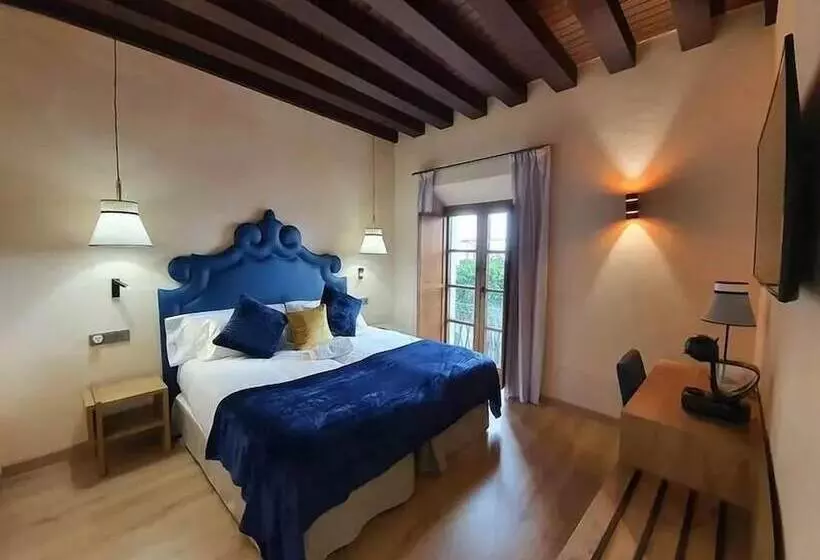 Hostelli Boutique Puerta Real