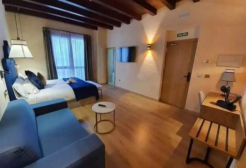 Hostelli Boutique Puerta Real