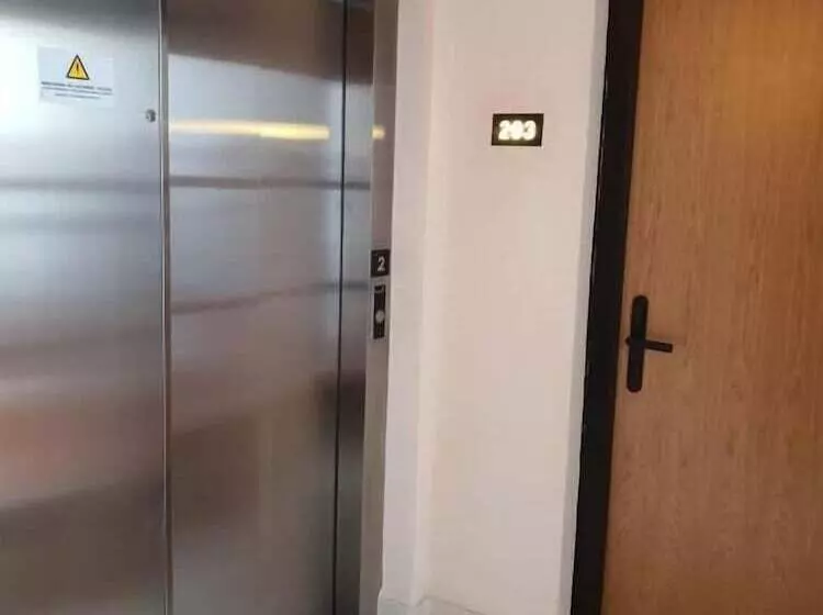 Hostelli Boutique Puerta Real