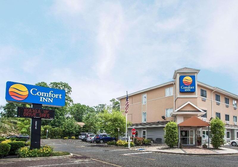 Avon Hotel   Toms River