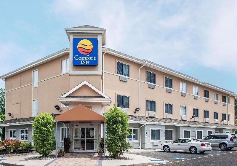 Avon Hotel   Toms River