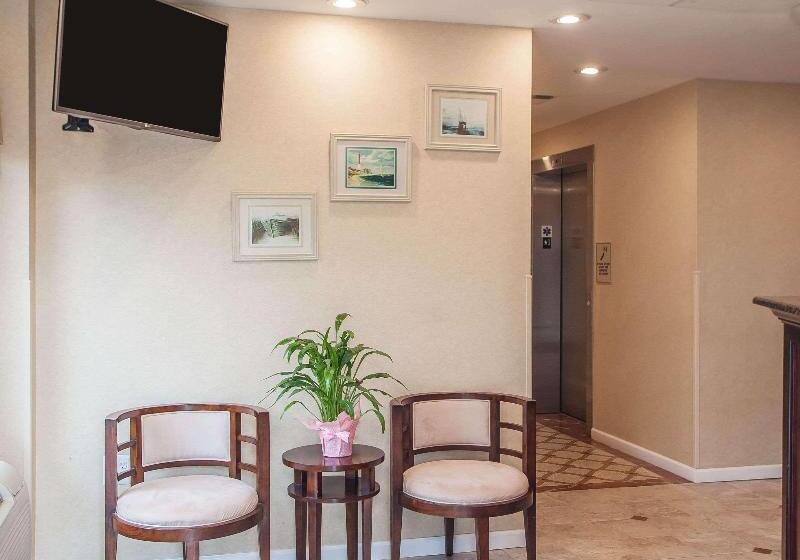 Avon Hotel   Toms River