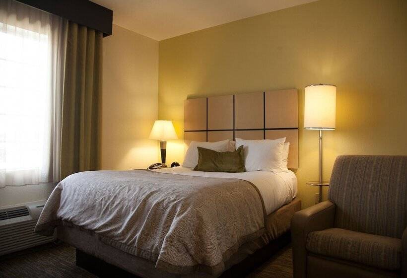 فندق Candlewood Suites Alexandria, An Ihg