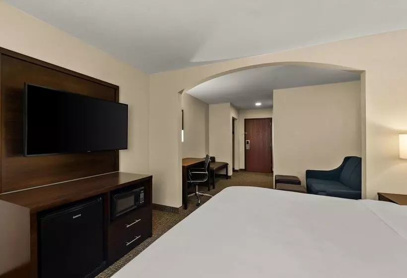 ホテル Comfort Inn & Suites Atoka
